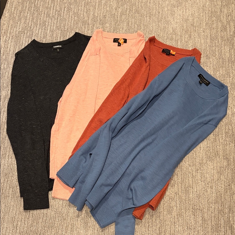 (3) banana republic and 1 express pullover sweater bundle, all medium